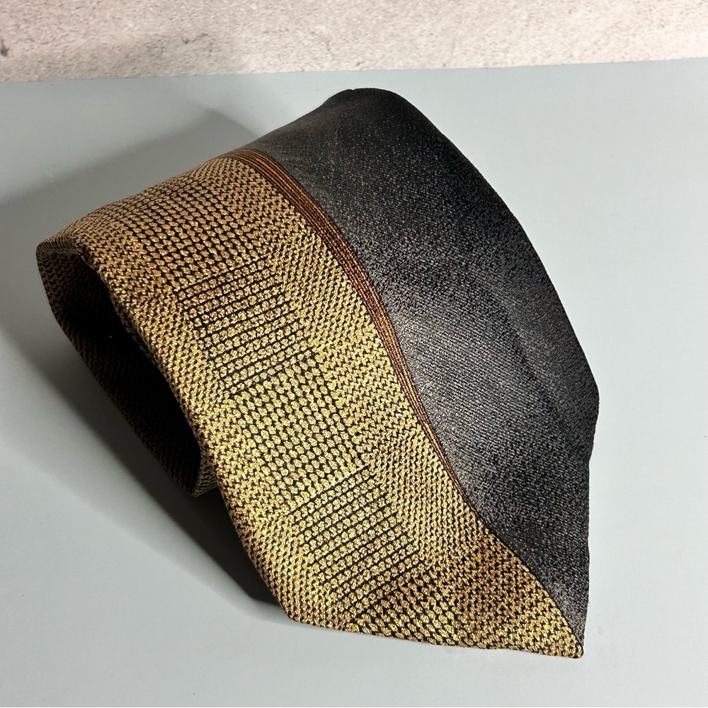 Roffe Black and Gold Patterned 56” Silk Tie